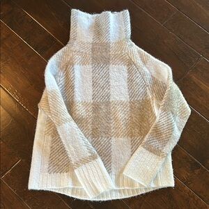 RD Style Cream and Tan Plaid Turtleneck Sweater